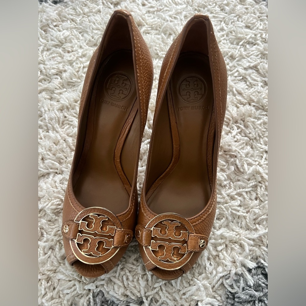 Tory Burch Peep-Toe Wedges – Classic Brown- Size 8